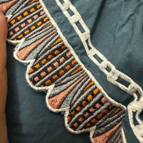 Marie Oliver Embroidered Ruffle Puff Sleeve Peasant Blouse Womens Size Medium - Picture 3 of 6